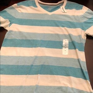 Brand new old navy tee